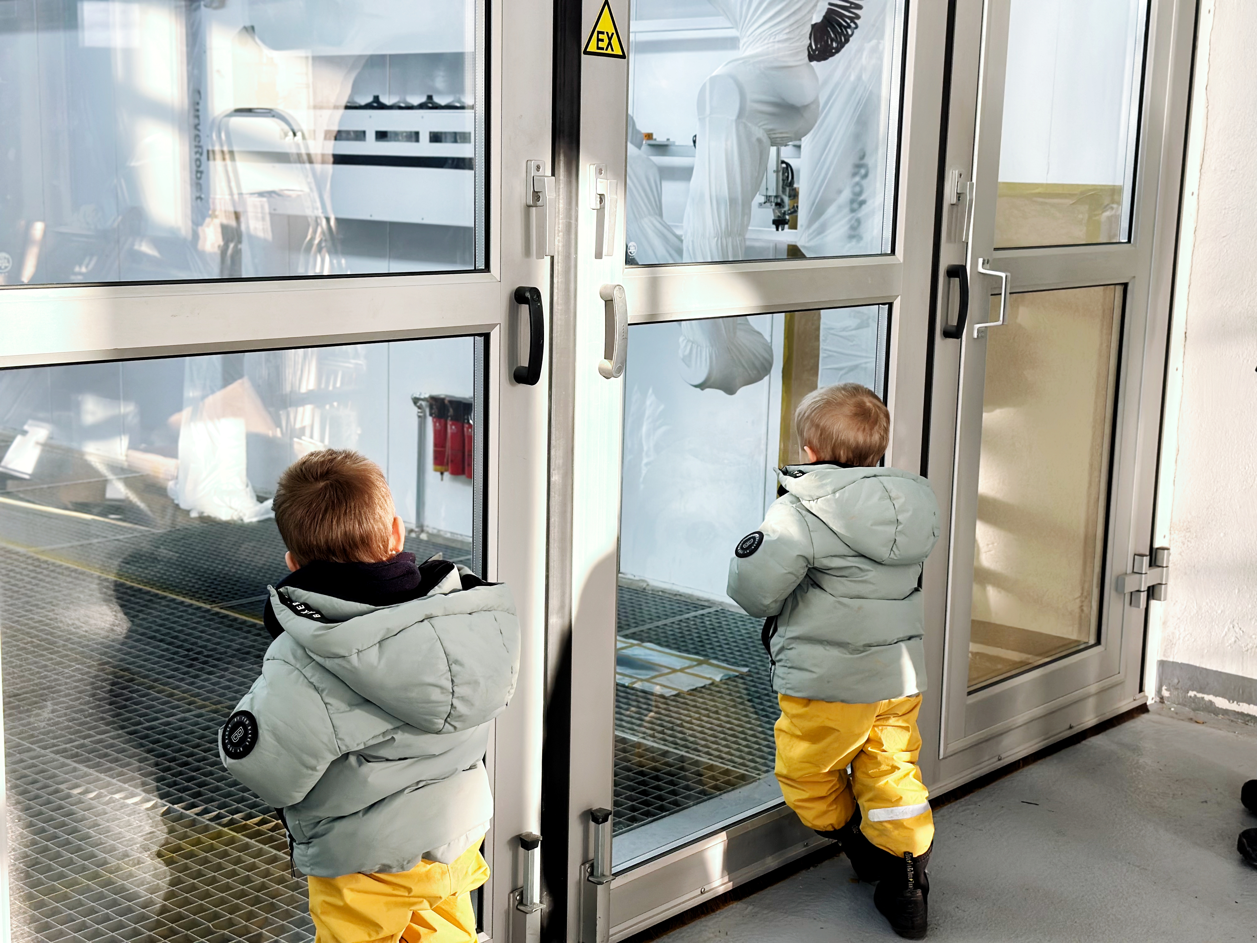 中国智造走进德国车间：曲线机器人开启中欧技术对话新篇章